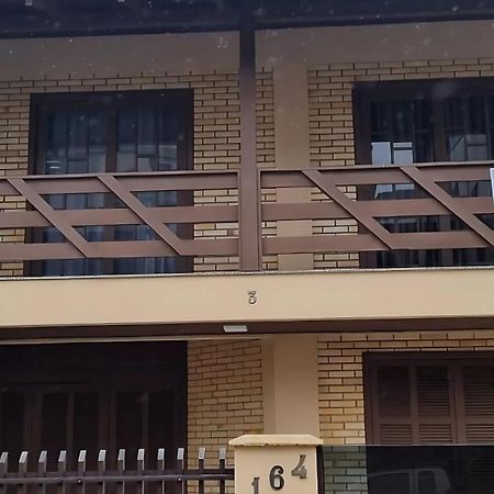 Casa Em Bombinhas Almeida E Moraes Perto Da Praia ภายนอก รูปภาพ