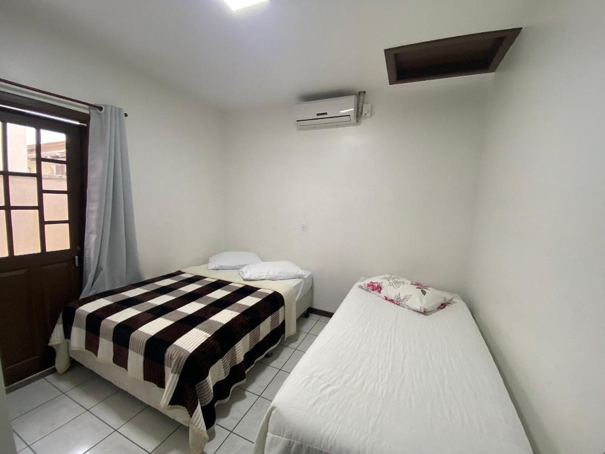 Casa Em Bombinhas Almeida E Moraes Perto Da Praia ภายนอก รูปภาพ