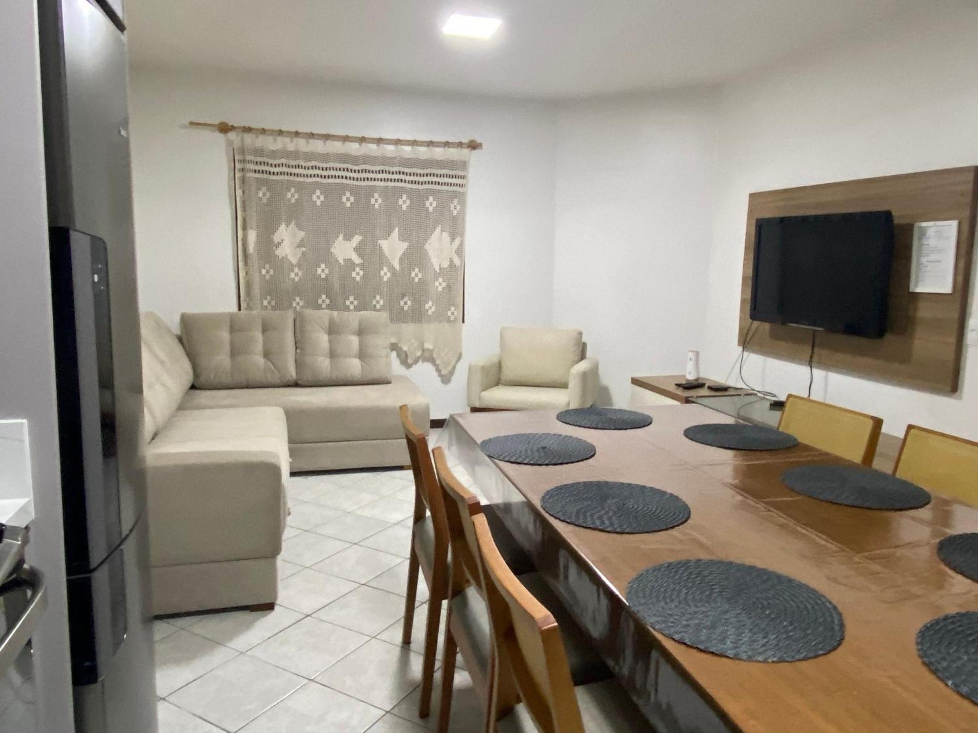 Casa Em Bombinhas Almeida E Moraes Perto Da Praia ภายนอก รูปภาพ