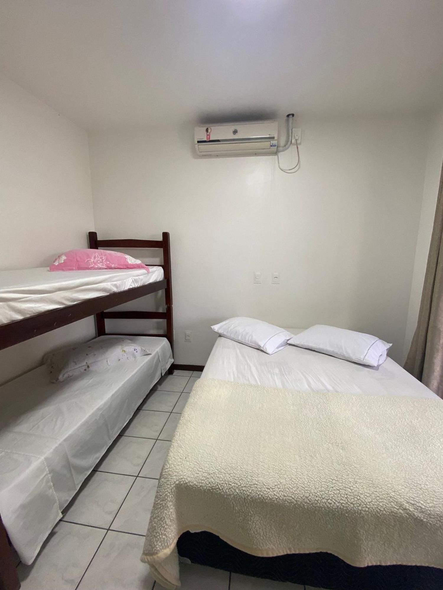 Casa Em Bombinhas Almeida E Moraes Perto Da Praia ภายนอก รูปภาพ
